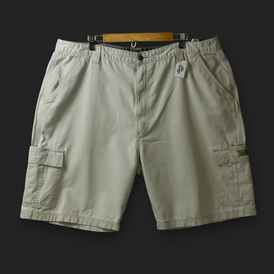 Wrangler Cargo Shorts (Size-W42)