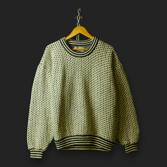 Neptune Vintage Knitted Sweater (Size-XL)