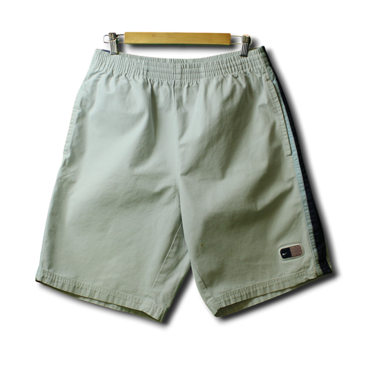 Nike 00's Shorts (Size-L)