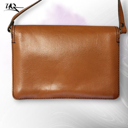 Giovanni Leather Shoulder Bag